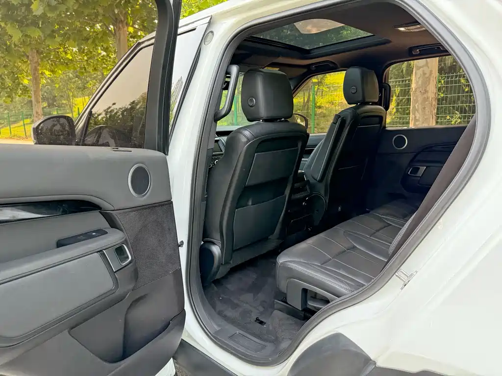 Land Rover Discovery - фото 13