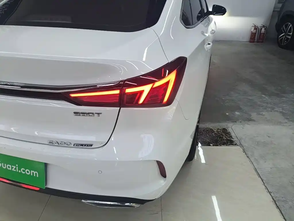 Changan Eado — миниатюра 8