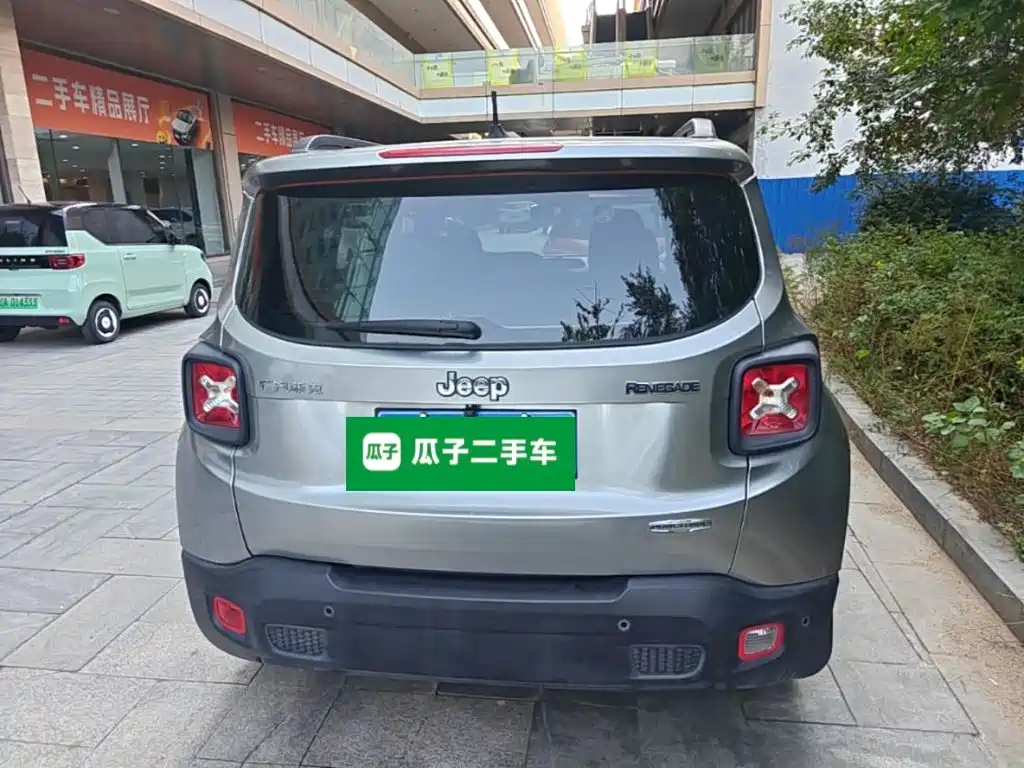 Jeep Renegade — миниатюра 3