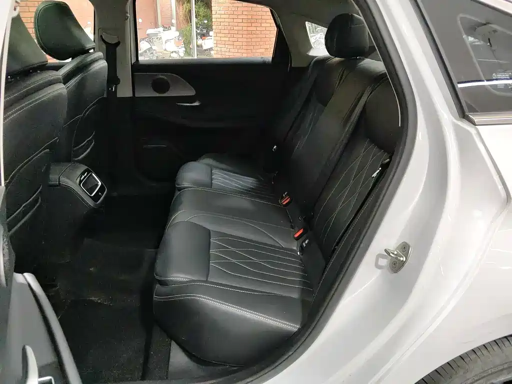 Chery Arrizo 8 — миниатюра 11