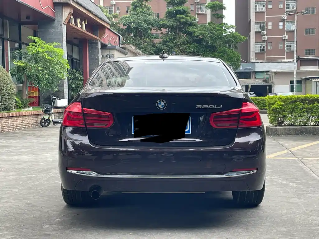 BMW 3 Series — миниатюра 5