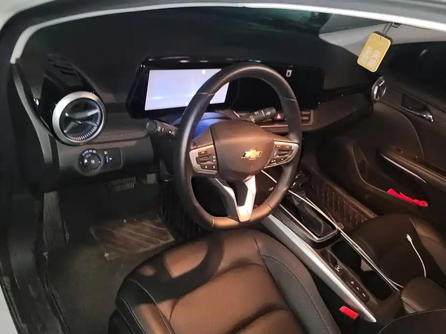Chevrolet Monza — миниатюра 12