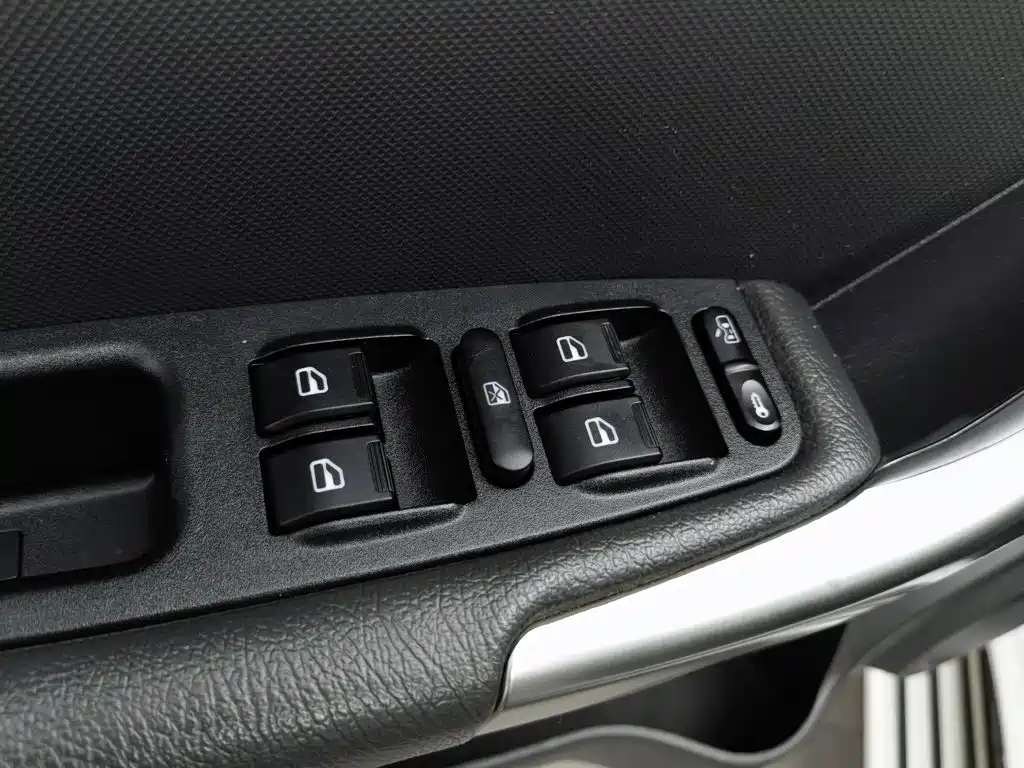 Chery Tiggo 3 — миниатюра 9