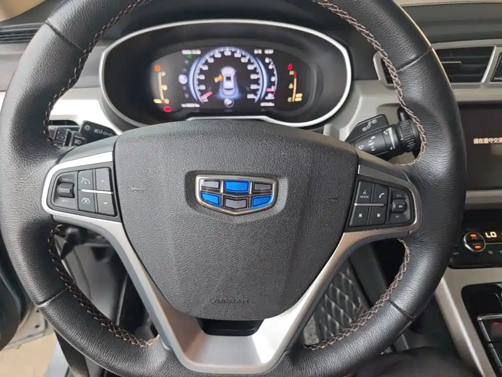Geely Boyue — миниатюра 11