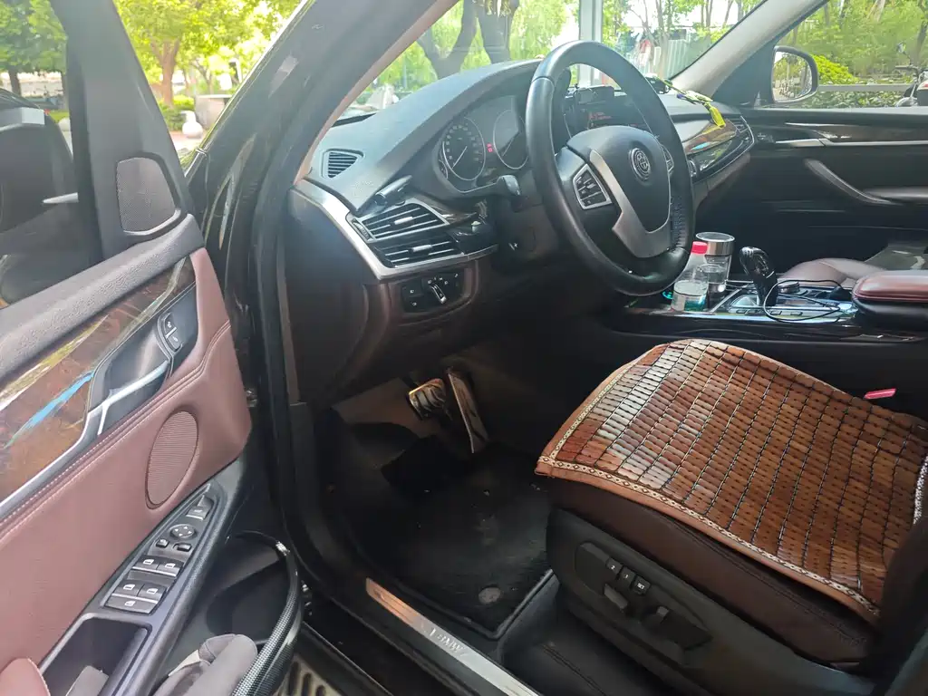 BMW X5 (Import) — миниатюра 9