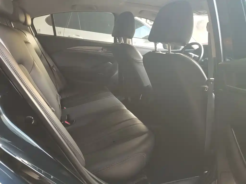 Mazda Atenza — миниатюра 5