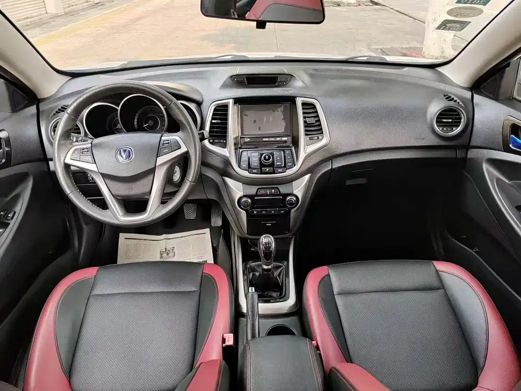 Changan Eado XT — миниатюра 9