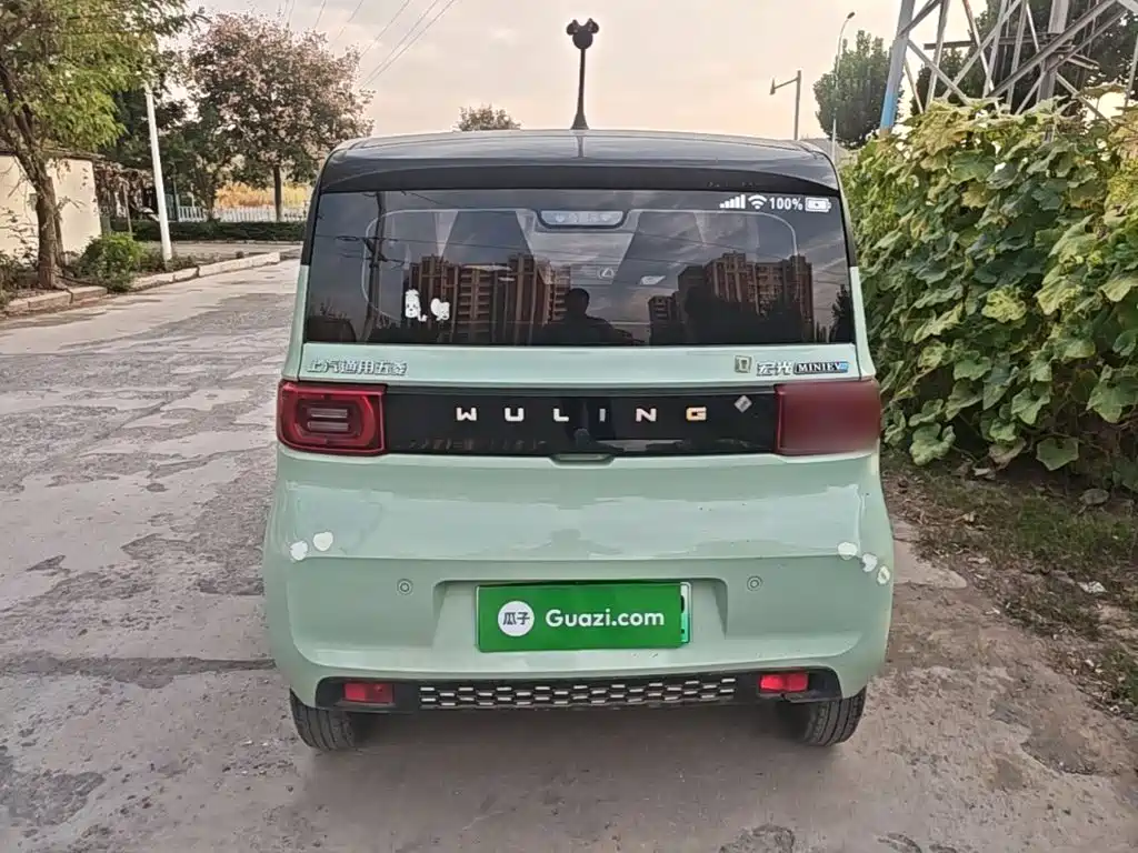 Wuling MINIEV — миниатюра 6