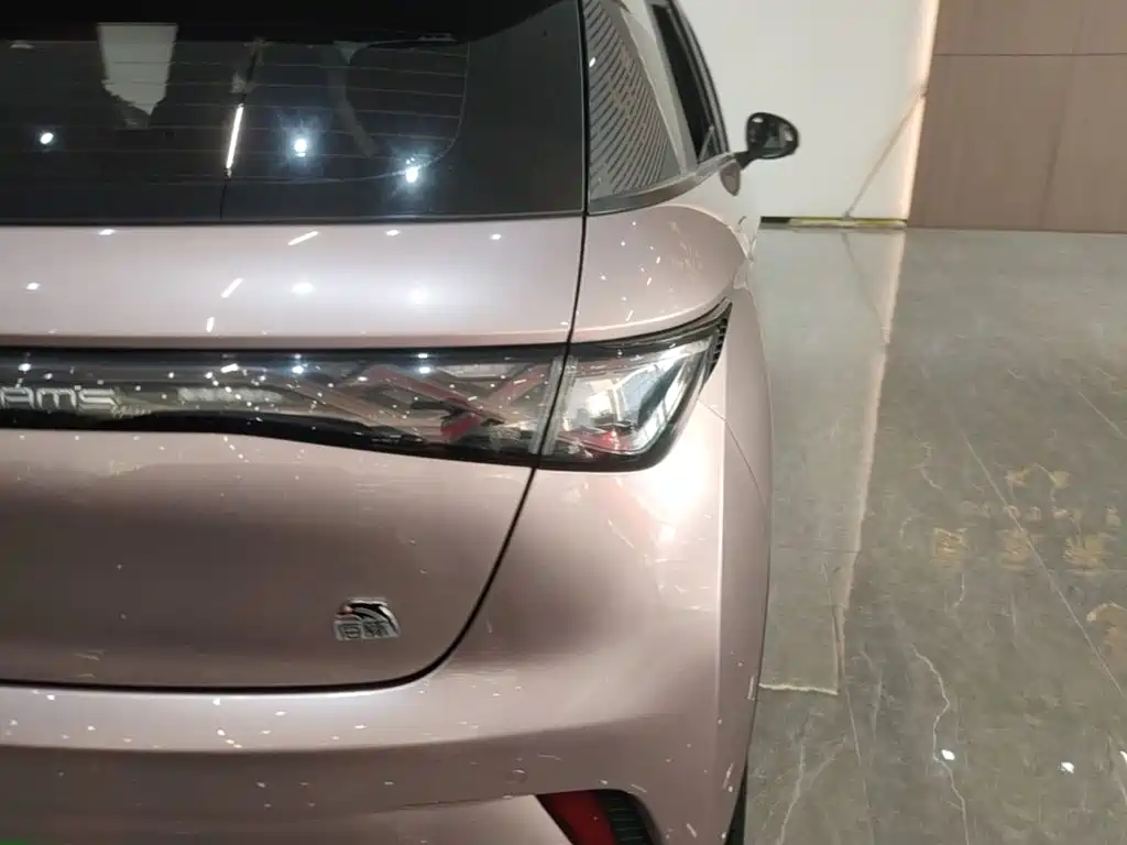BYD Dolphin — миниатюра 8