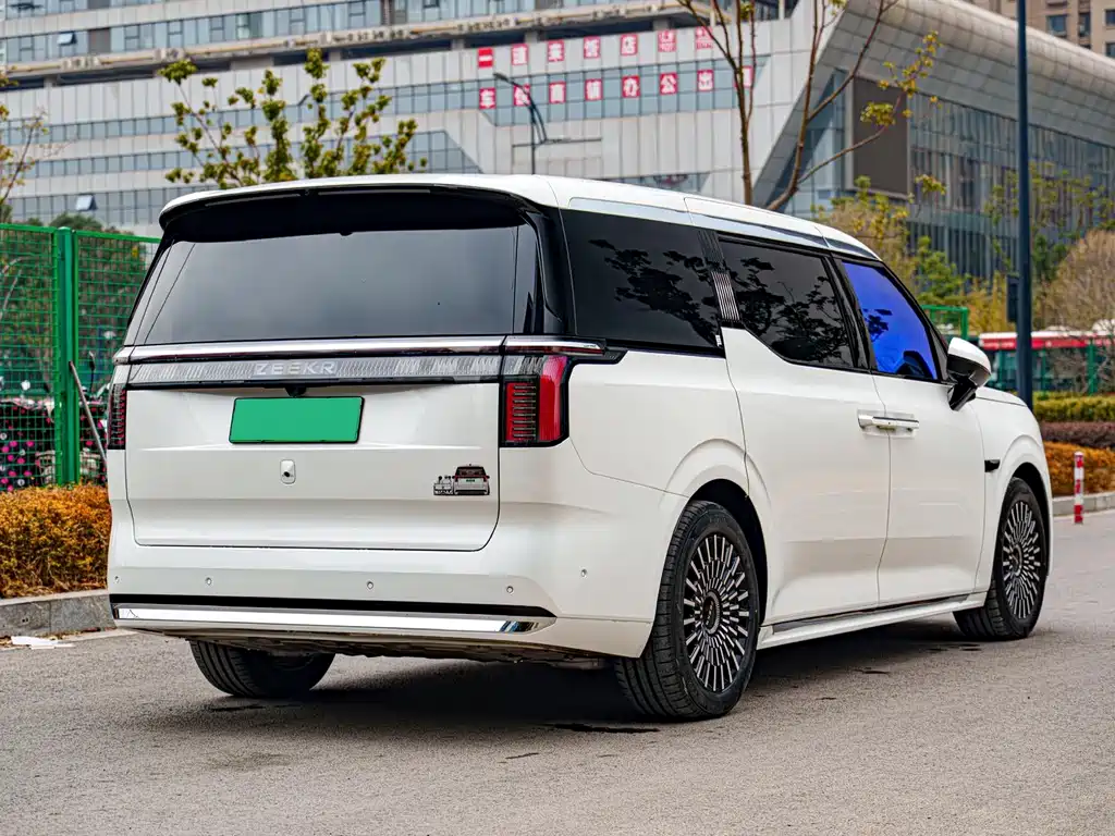ZEEKR EXTREME KRYPTON 009