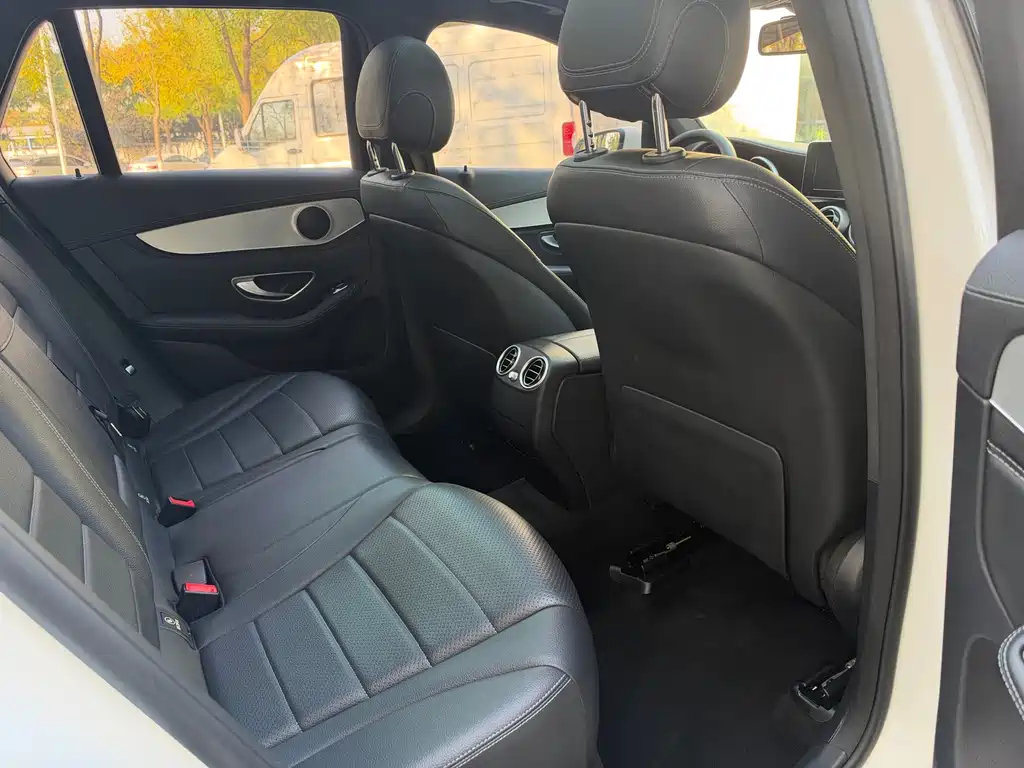 Mercedes-Benz GLC — миниатюра 14