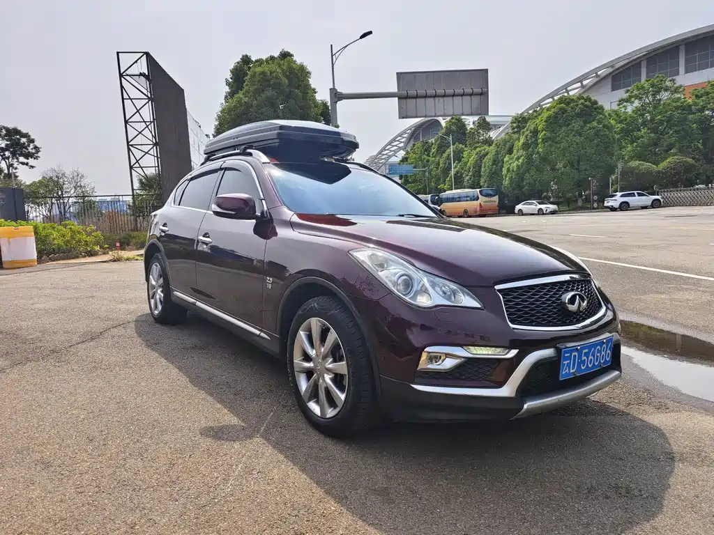 Infiniti QX50 - фото 3