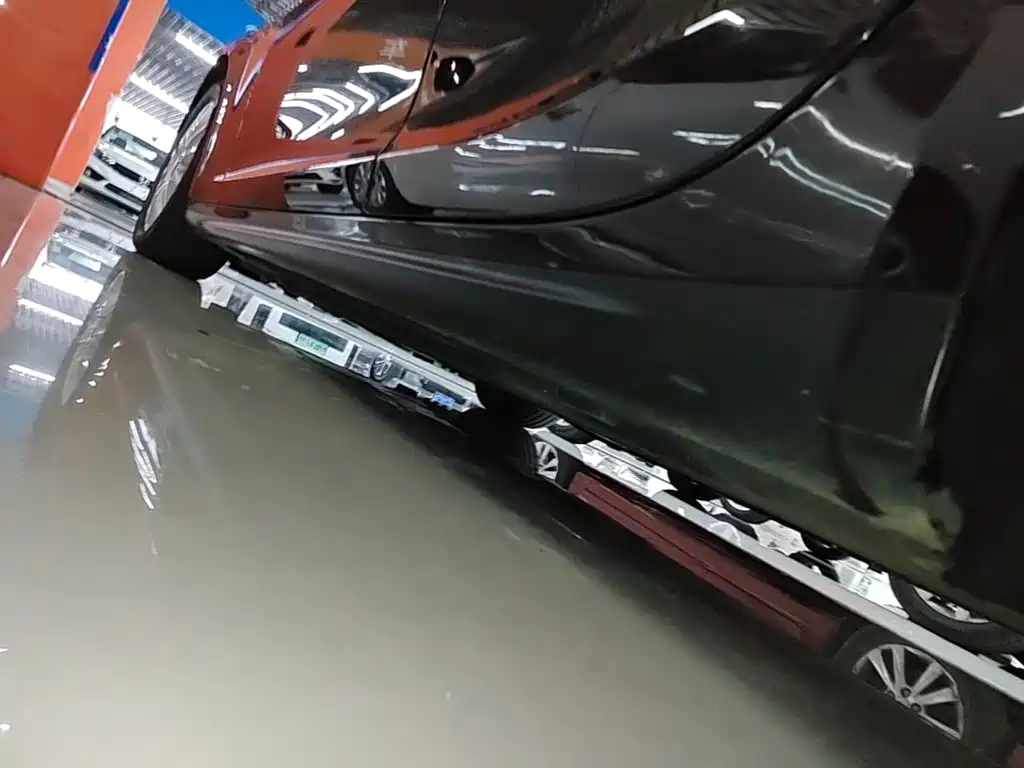 Maserati Ghibli — миниатюра 22