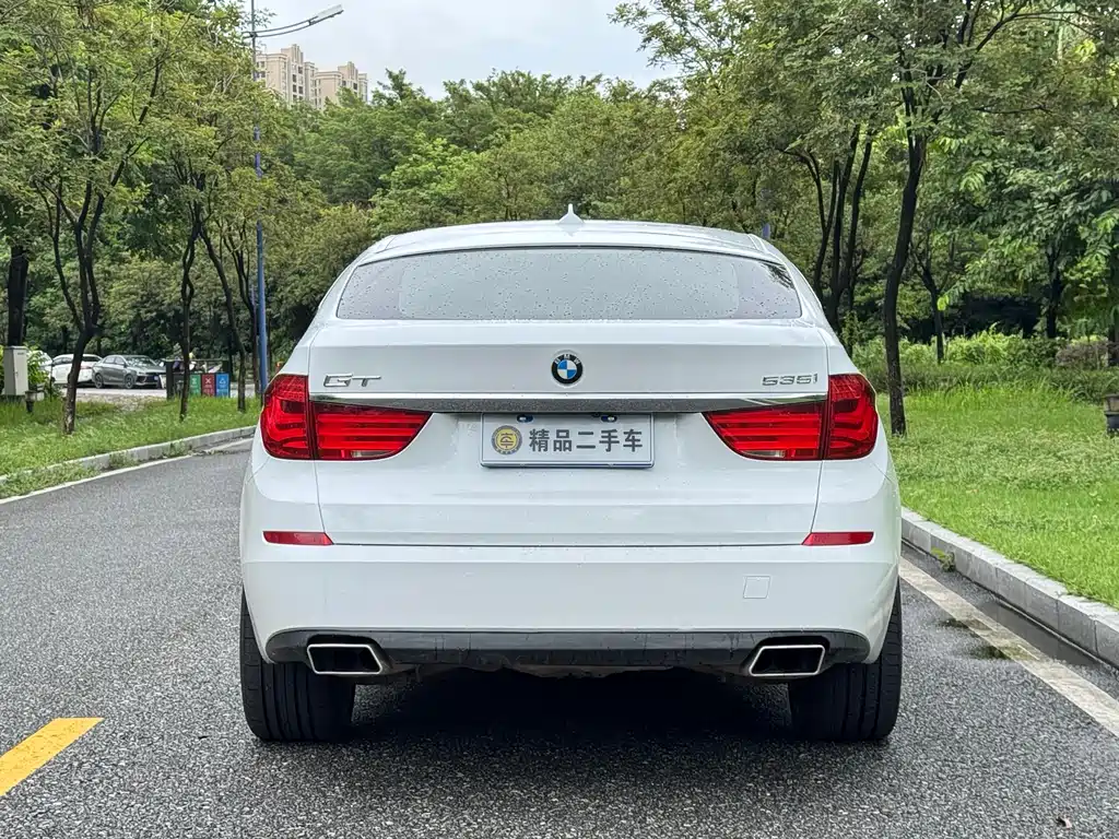 BMW 5 Series GT 5 GT 2010 535i Luxury