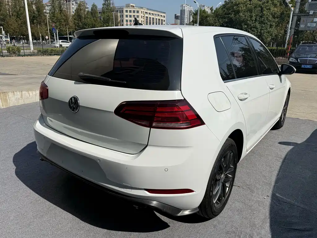 Volkswagen Golf — миниатюра 3