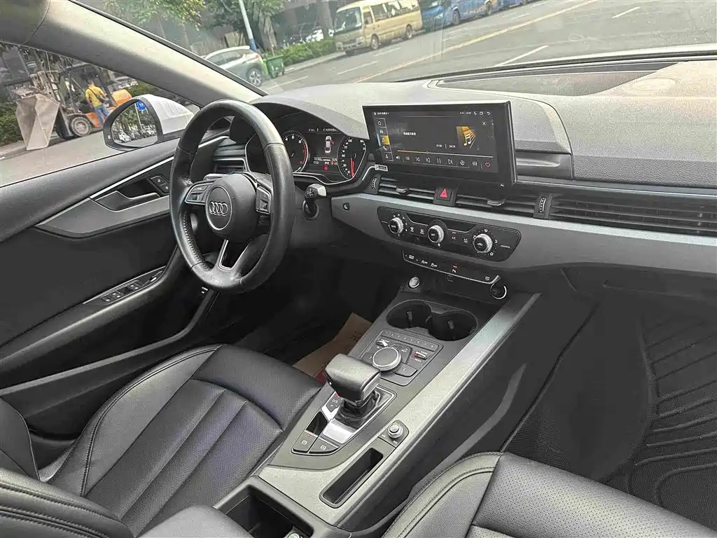 Audi A4L — миниатюра 19