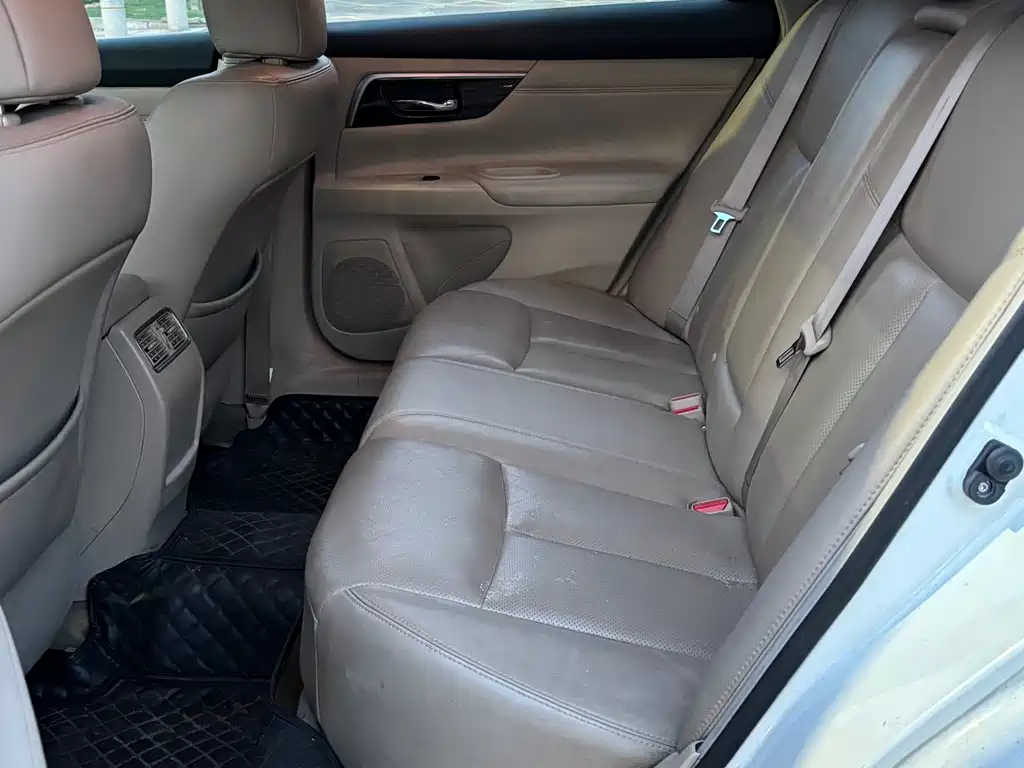 Nissan Teana — миниатюра 6