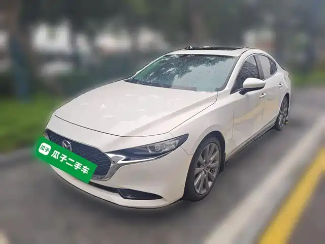 MAZDA  3 ANGKESAILA 2022