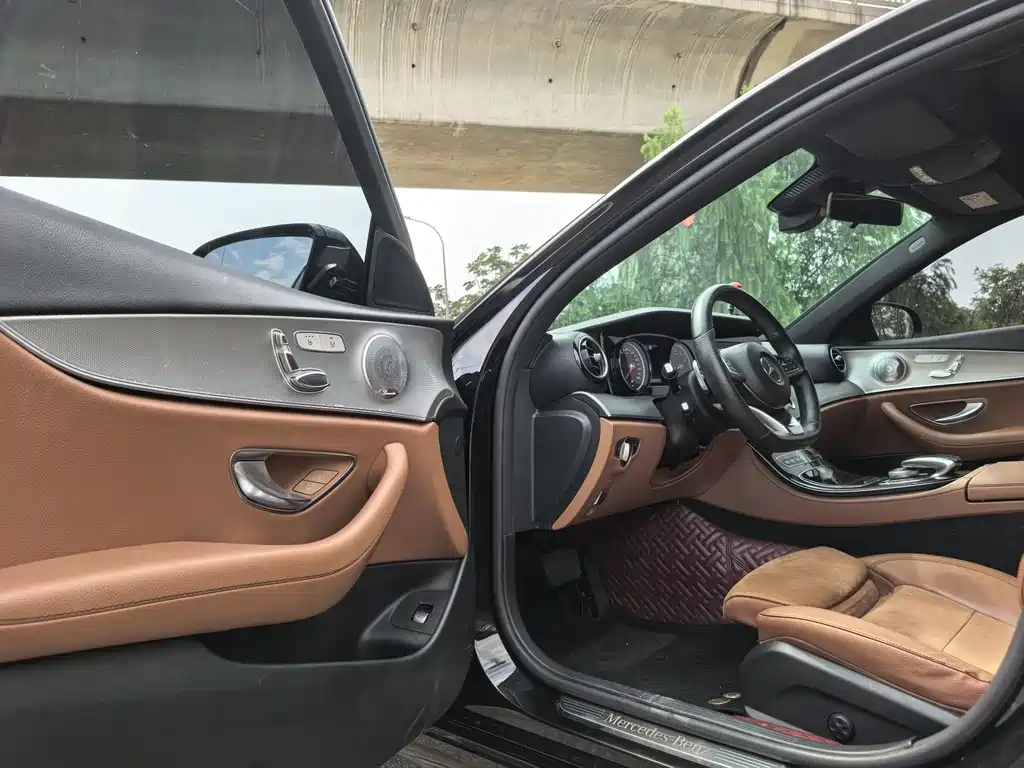 Mercedes-Benz E-Class E 2017 E 200 Sport 4MATIC