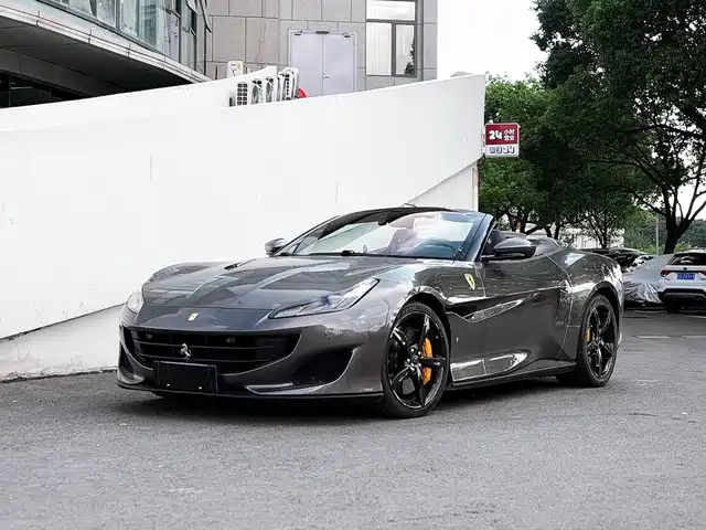 FERRARI PORTOFINO 2019