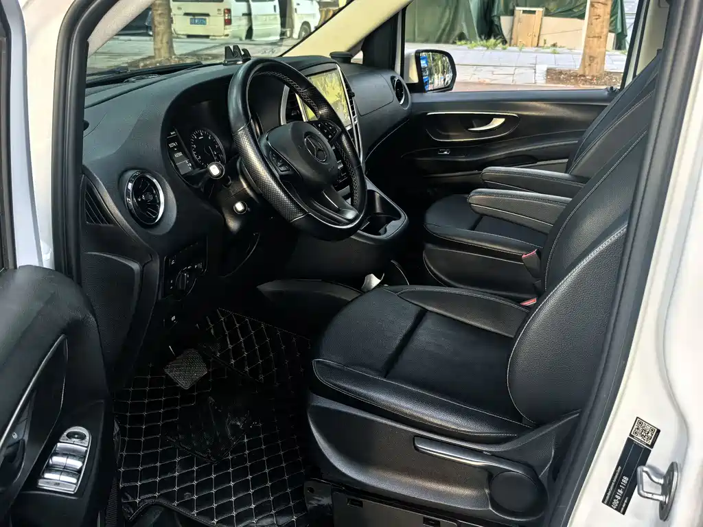 Mercedes-Benz Vito — миниатюра 15