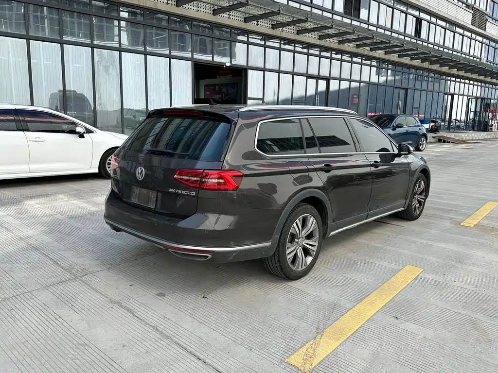 Volkswagen Passat Variant 2016 380TSI