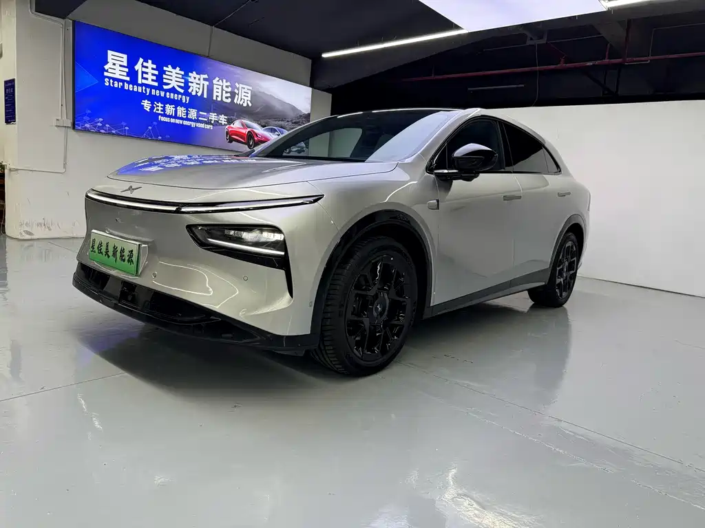 XPeng 小鹏G7 2025