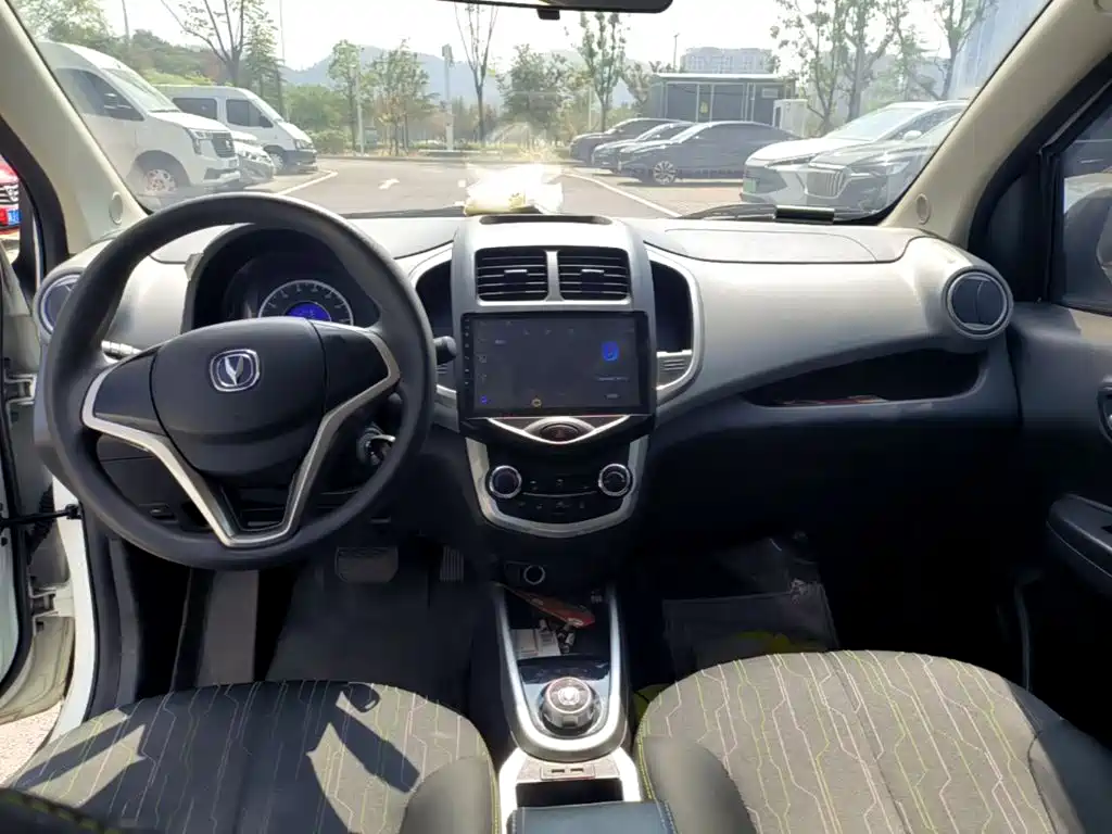 Changan Benben E-Star — миниатюра 12