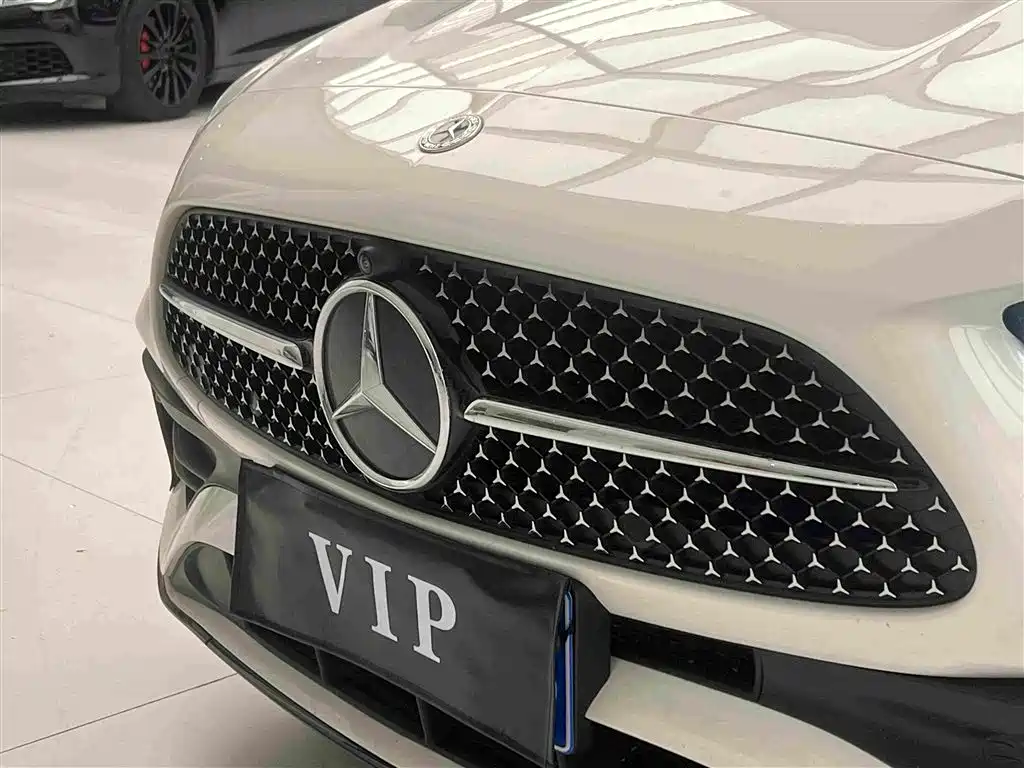 Mercedes-Benz C-Class — миниатюра 10