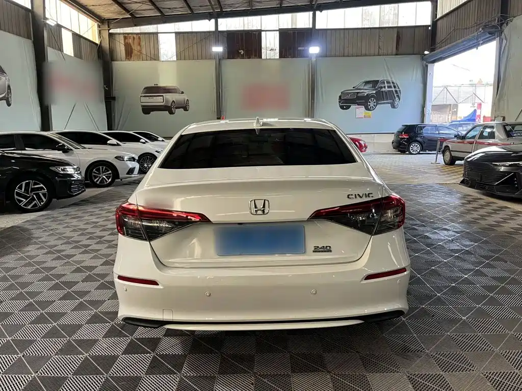 Honda Civic — миниатюра 9