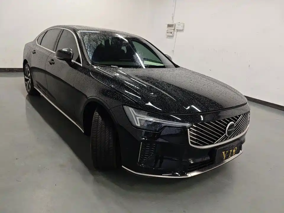 Volvo S90 — миниатюра 3