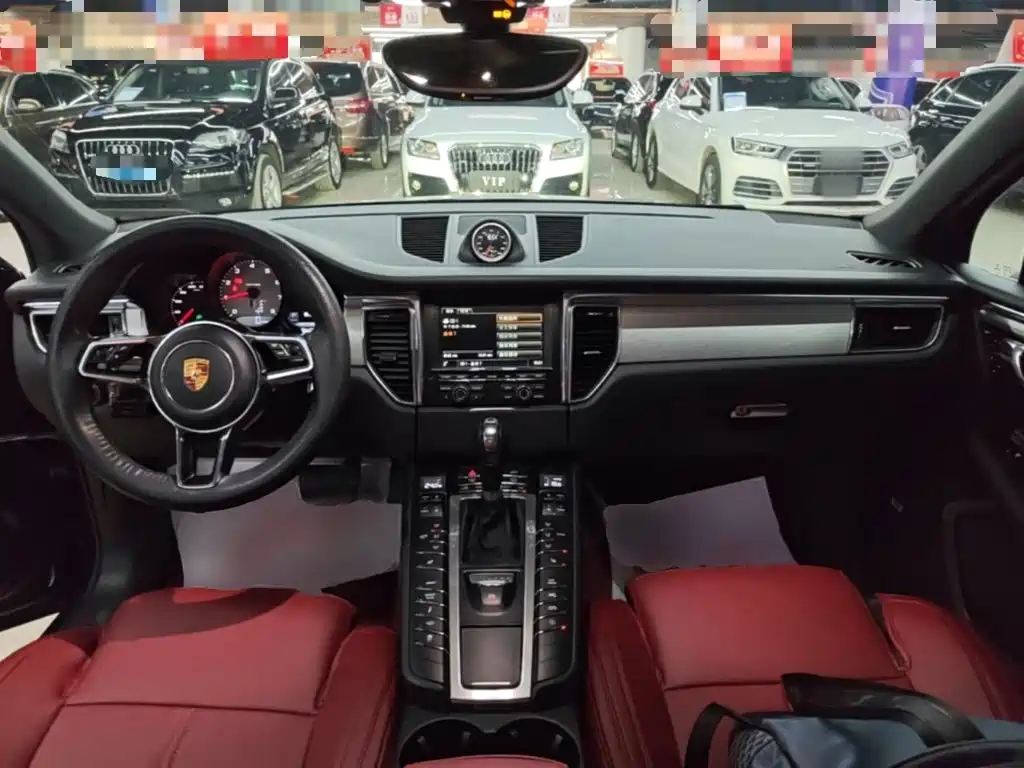 Porsche Macan — миниатюра 10