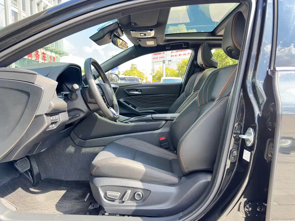 Toyota Avalon — миниатюра 7