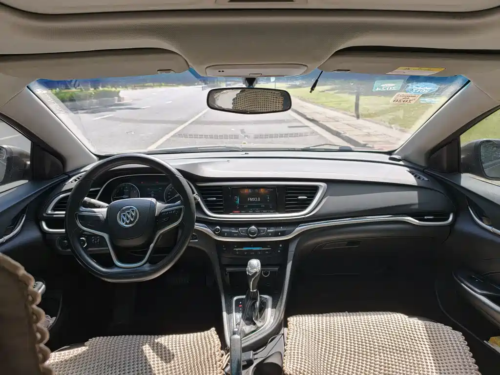 Buick Excelle — миниатюра 8