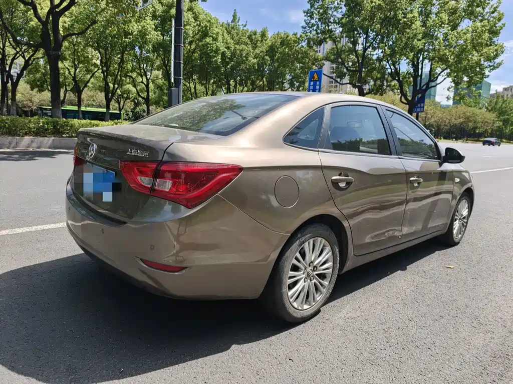 Buick Excelle — миниатюра 5