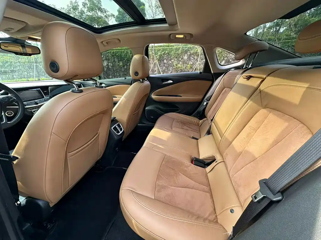 Buick Verano — миниатюра 5