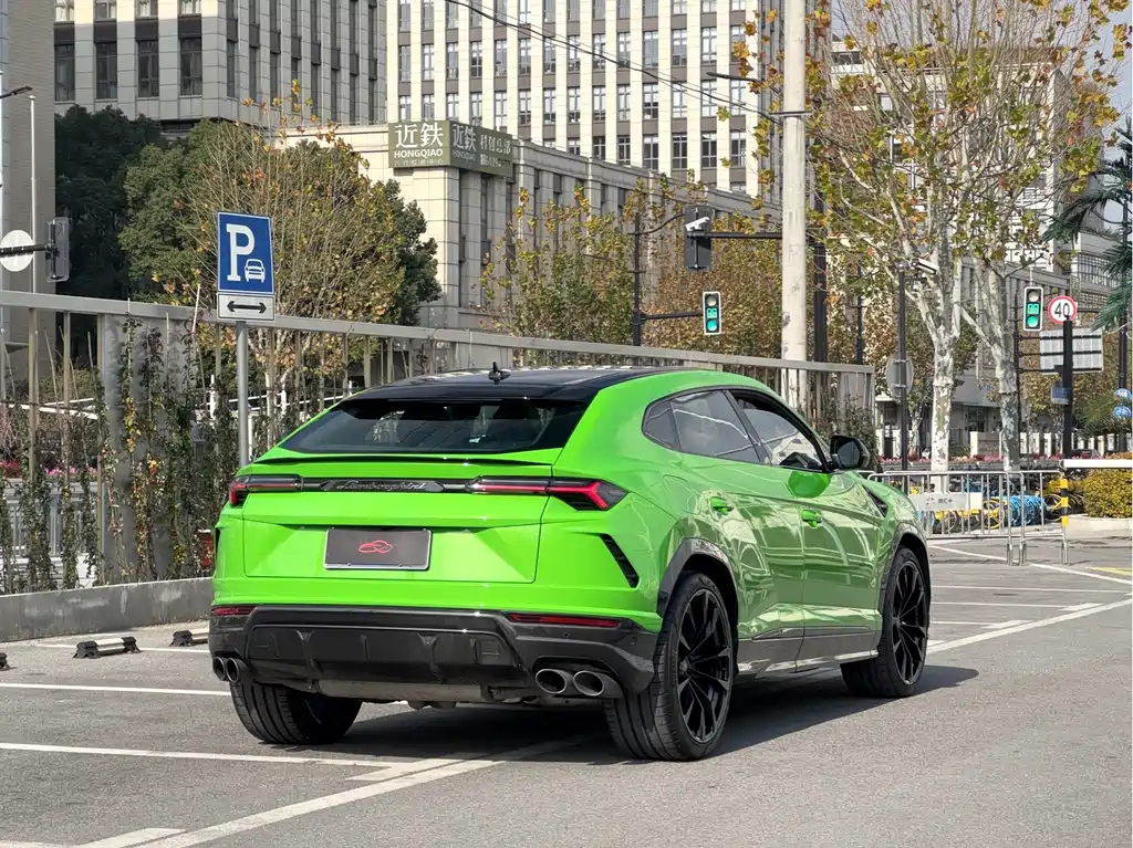 Lamborghini Urus — миниатюра 5