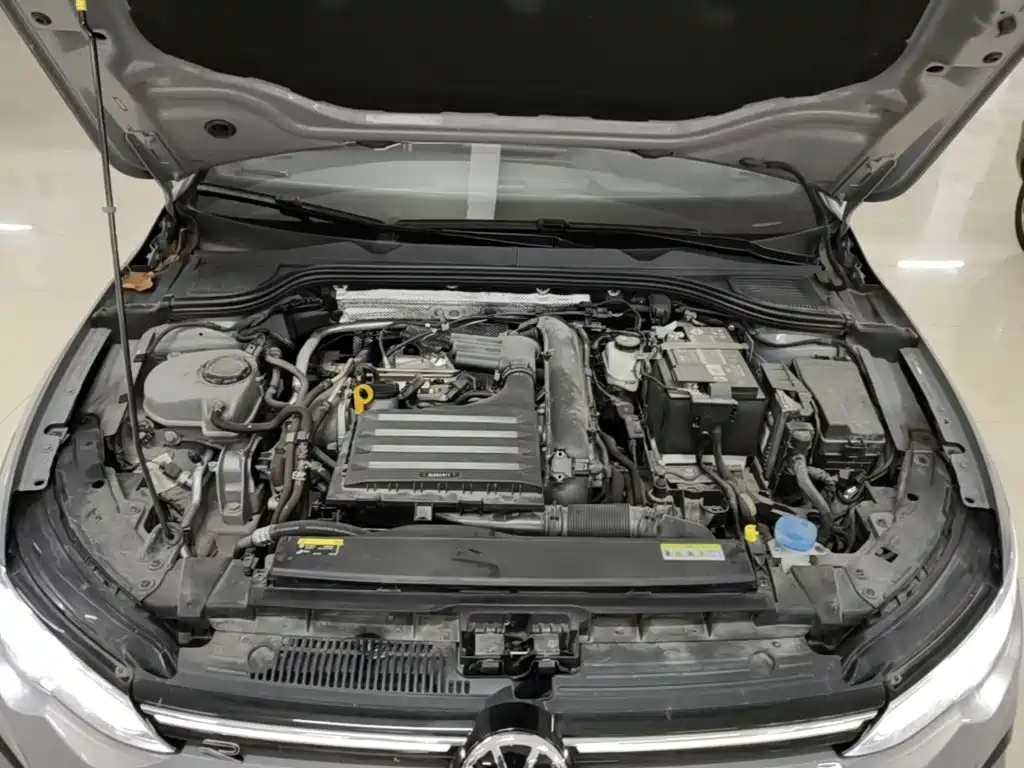 Volkswagen Golf — миниатюра 20