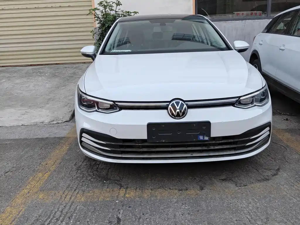 Volkswagen Golf 2023