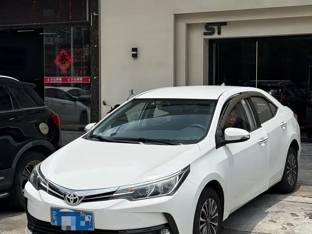 Купить Toyota Corolla