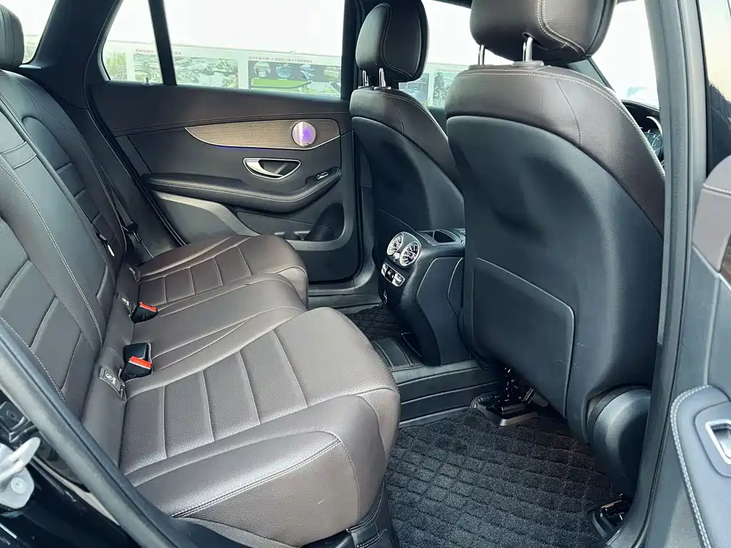 Mercedes-Benz GLC — миниатюра 7