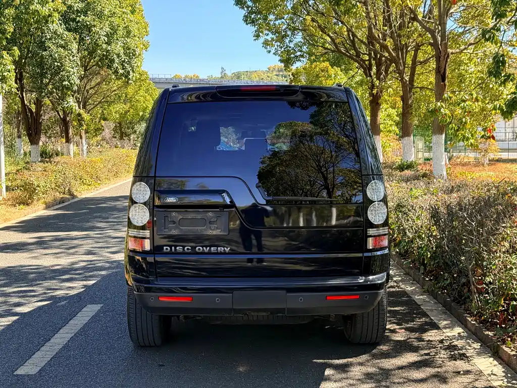 Land Rover Discovery — миниатюра 3