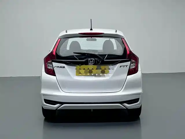 Honda Fit — миниатюра 14