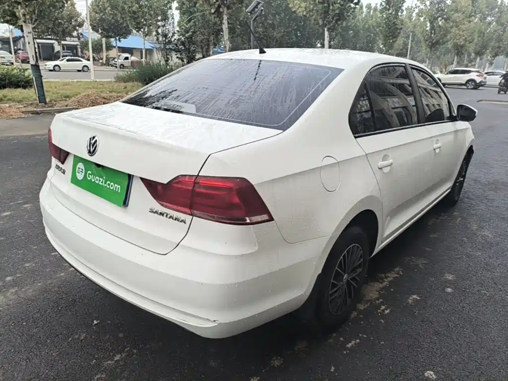 Volkswagen Santana — миниатюра 7