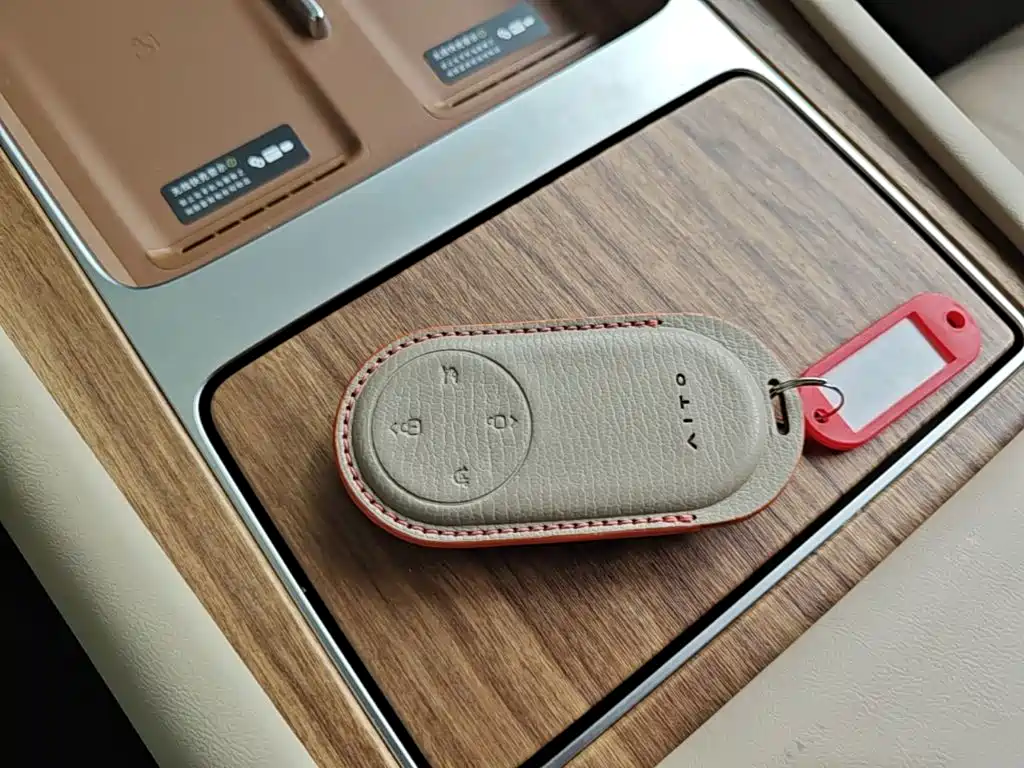 AITO AITO M7 — миниатюра 9