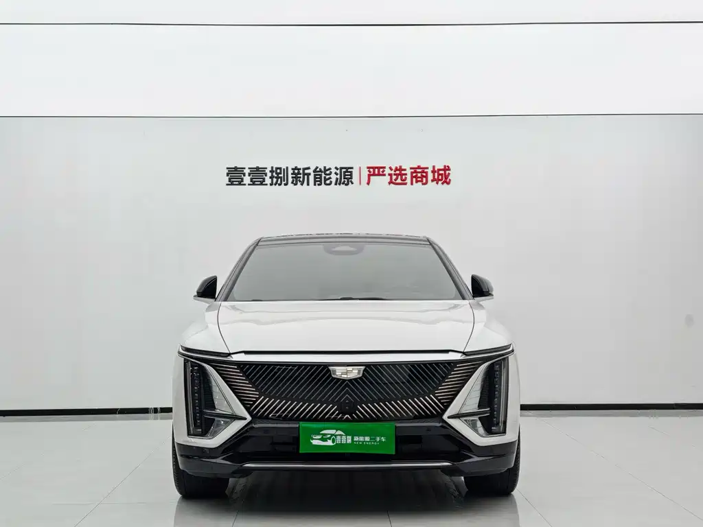 Cadillac Lyriq — миниатюра 2
