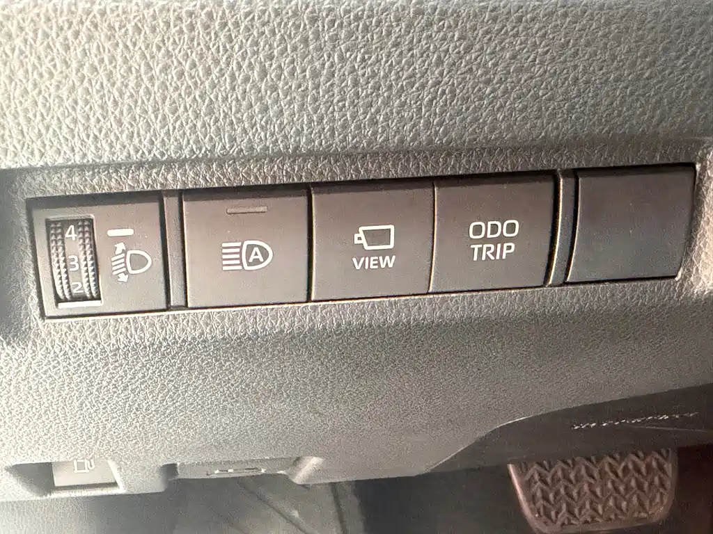 Toyota Wildlander 2024 2.5L E-CVT Luxury PLUS