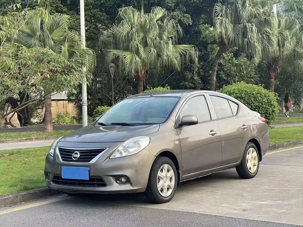 Nissan Sunny