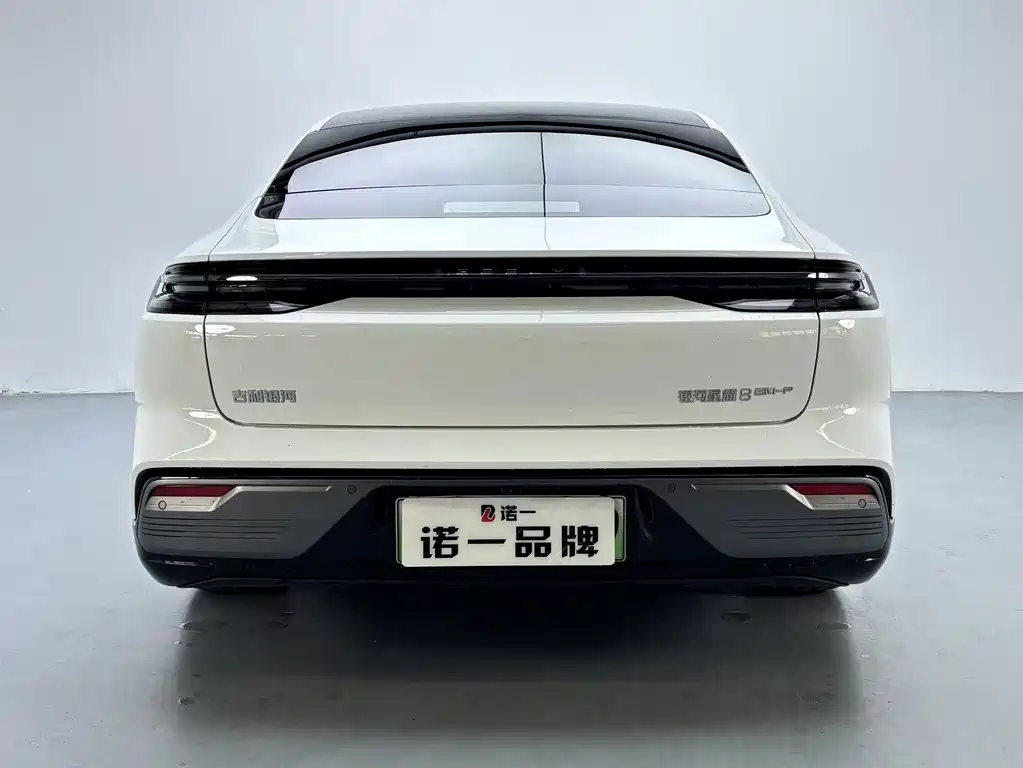 GEELY GALAXY GALAXY SPARKLE 8