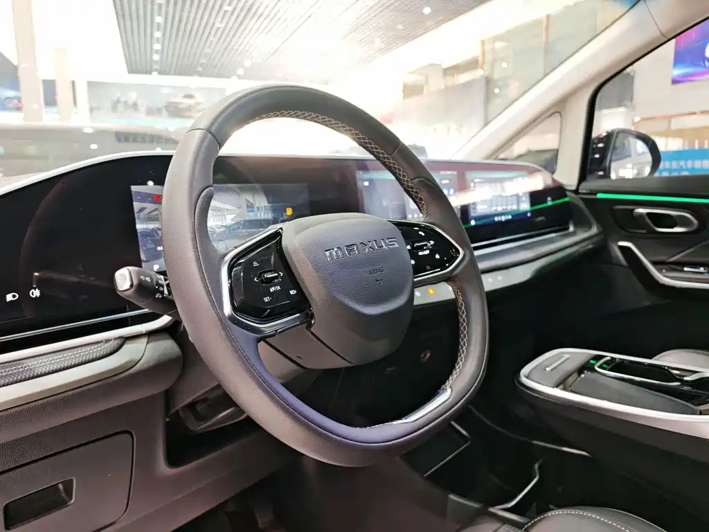 MAXUS G90 — миниатюра 5